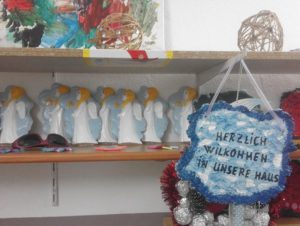 Weihnachtsengel stehen bereit